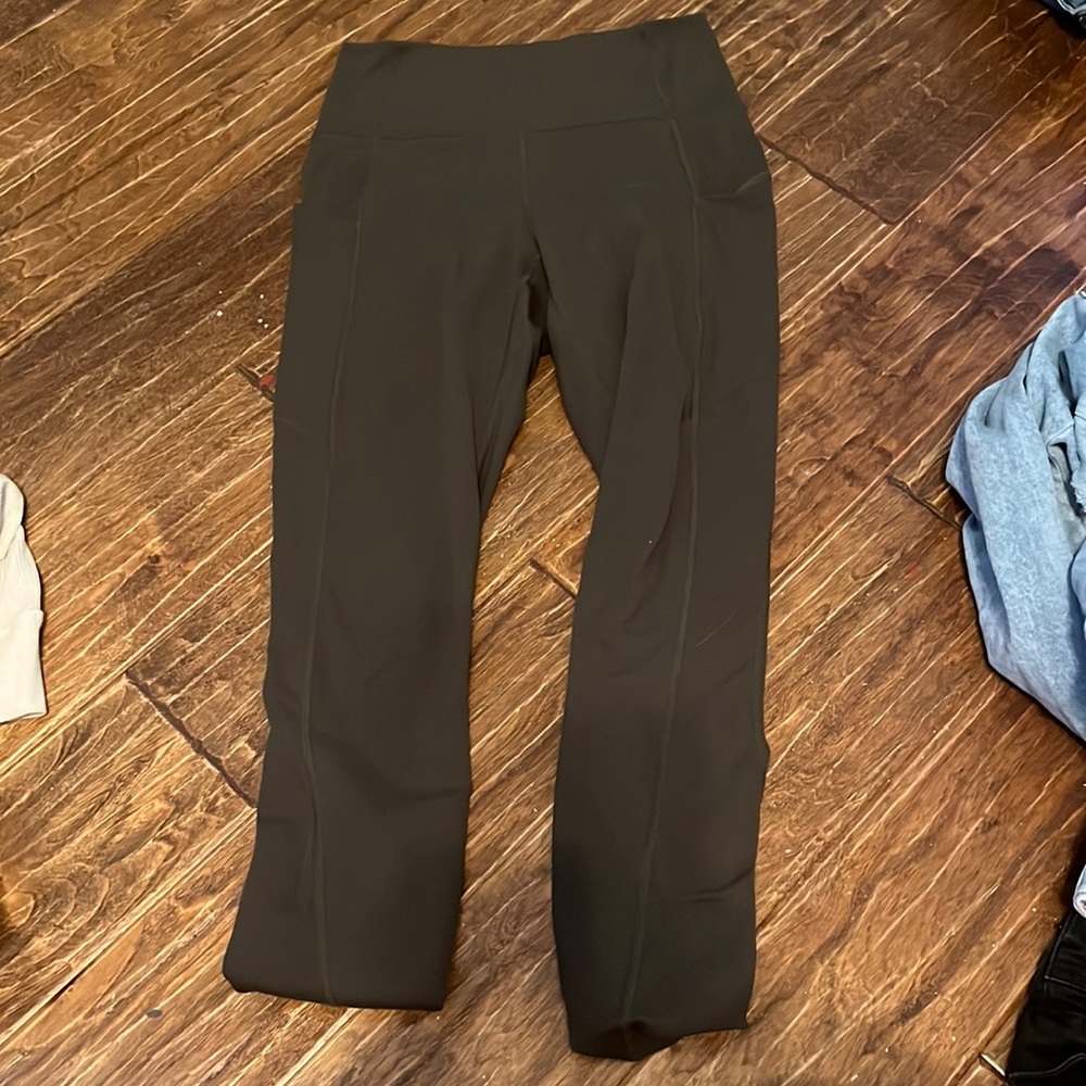 fabletics army green leggings with phone pockets